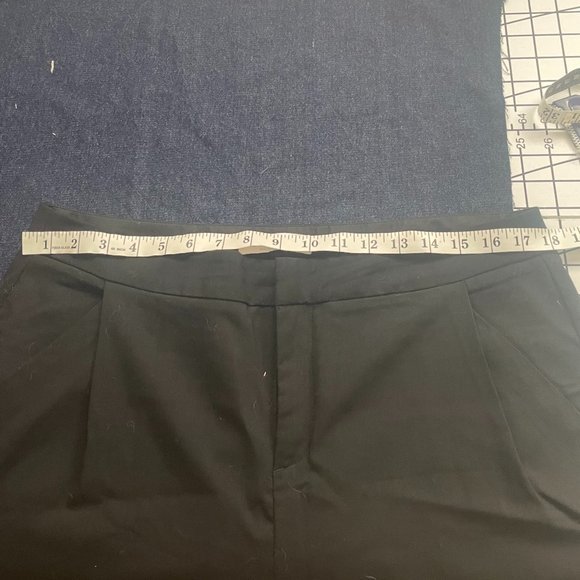 Everlane - The Slim Wool Pant - Black - SZ 12 - Picture 5 of 5